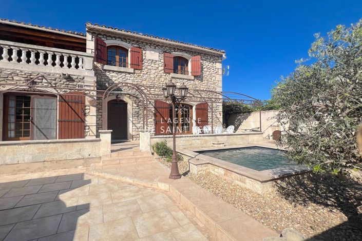 Image No.1-3 Bed House for sale