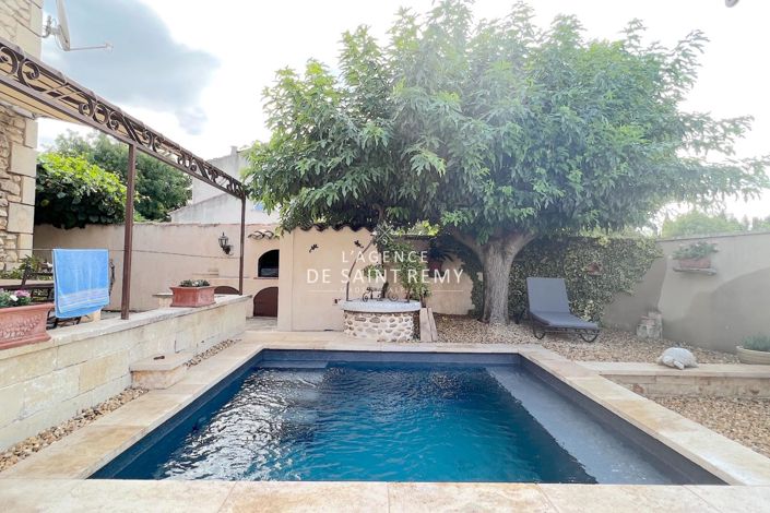 Image No.11-3 Bed House for sale