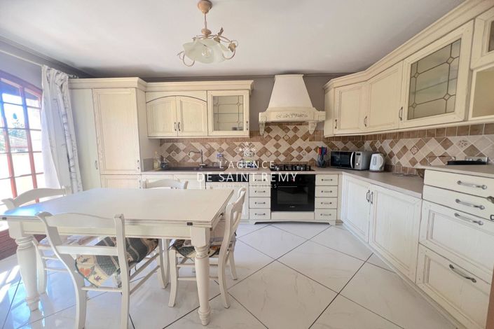 Image No.7-3 Bed House for sale