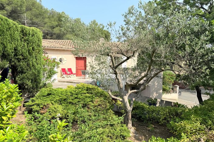 Image No.15-4 Bed House for sale