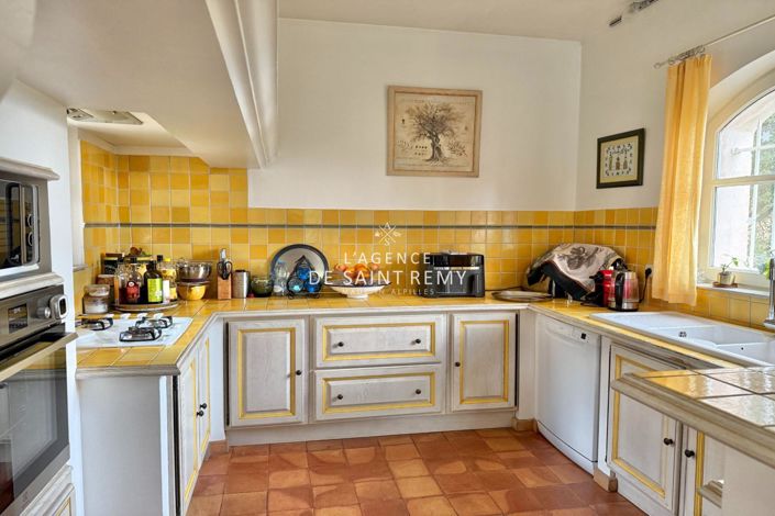 Image No.3-4 Bed House for sale