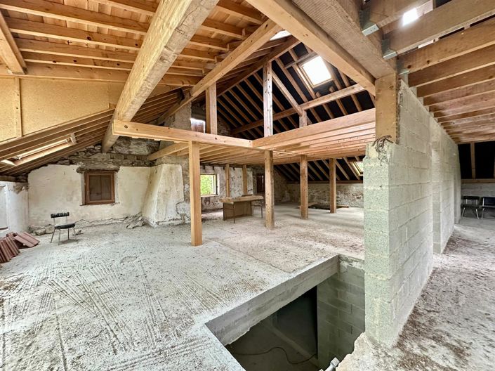 Image No.10-5 Bed House for sale