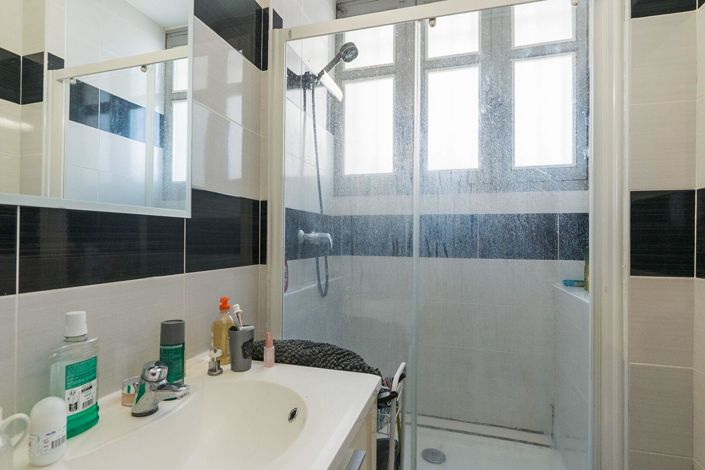 Image No.13-2 Bed Apartment for sale