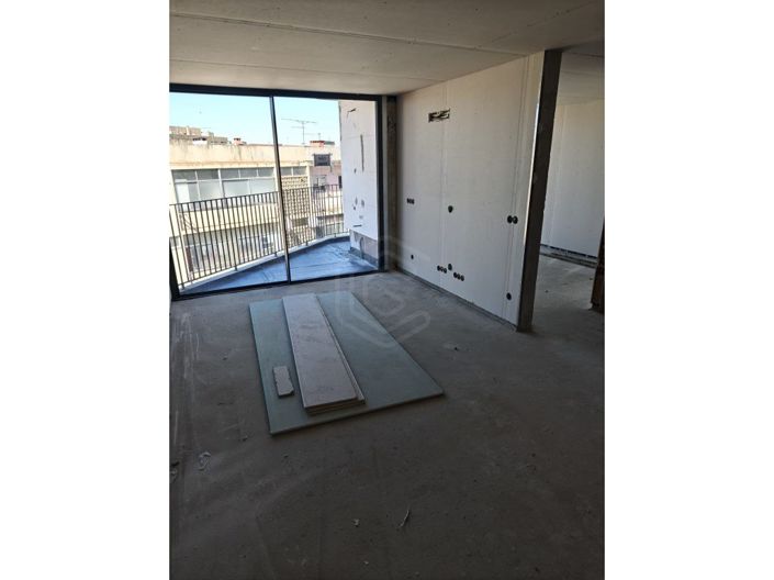 Image No.19-1 Bed Apartment for sale