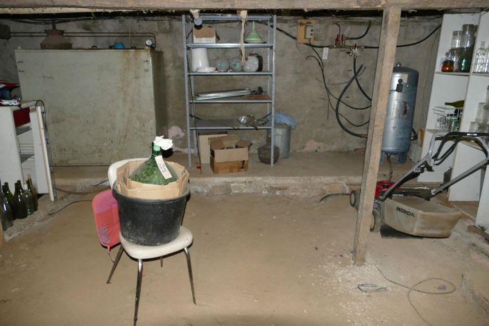 Image No.18-3 Bed House for sale