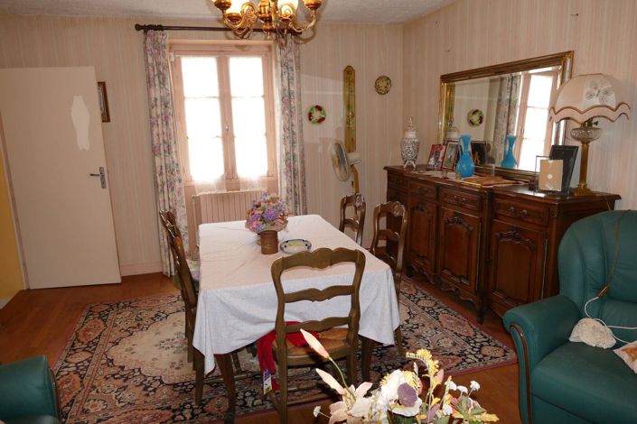 Image No.8-3 Bed House for sale