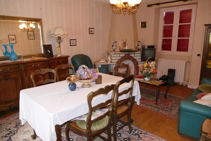 Image No.9-3 Bed House for sale