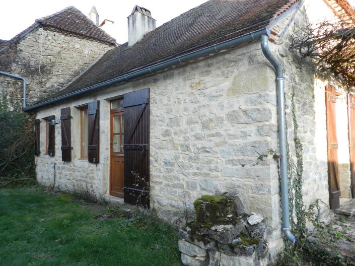 Image No.5-2 Bed House for sale