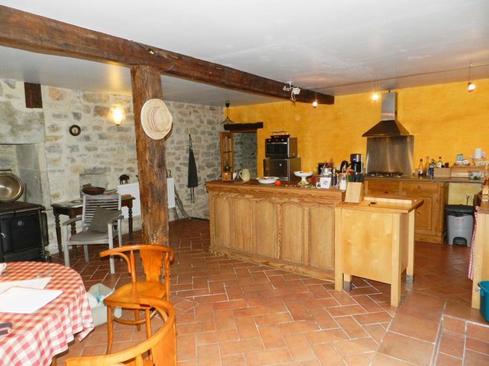 Image No.6-2 Bed House for sale