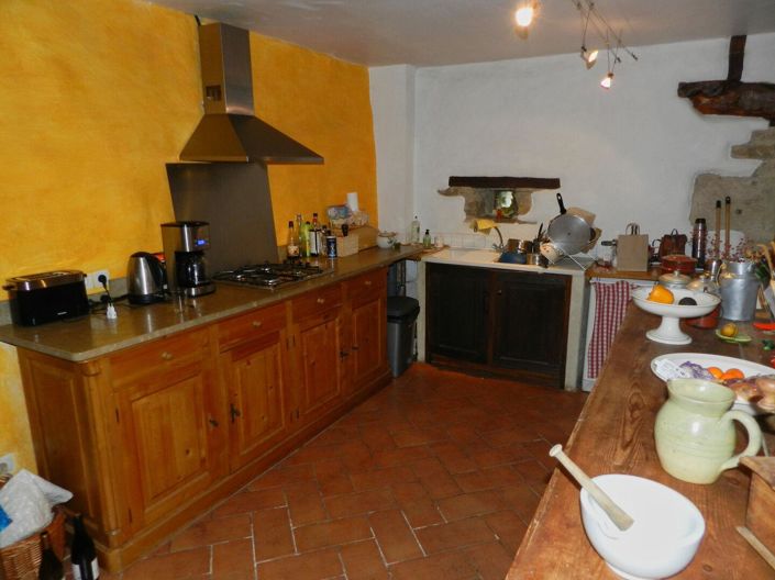 Image No.8-2 Bed House for sale