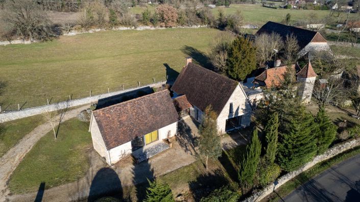Image No.1-4 Bed Property for sale