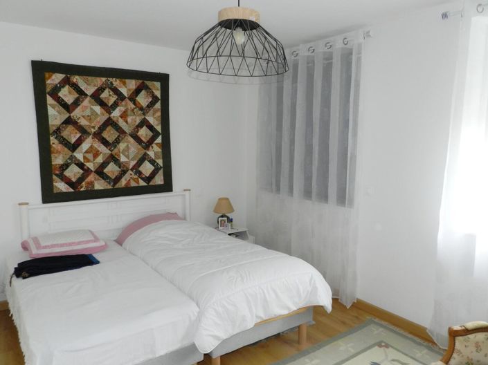 Image No.16-5 Bed House for sale