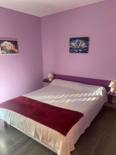 Image No.12-3 Bed House for sale