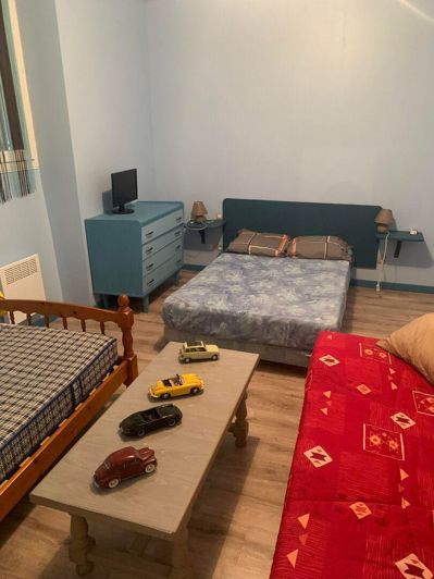 Image No.14-3 Bed House for sale