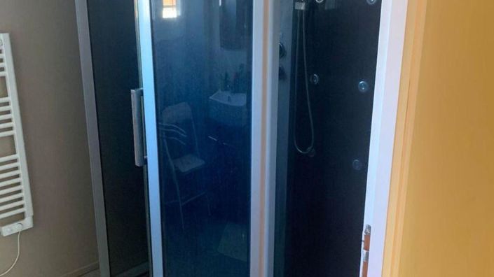 Image No.18-3 Bed House for sale