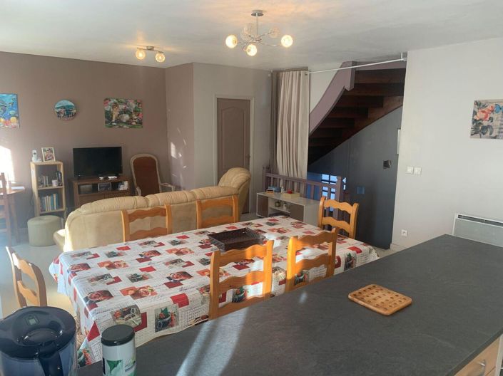 Image No.8-3 Bed House for sale