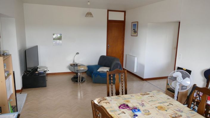 Image No.13-6 Bed House for sale