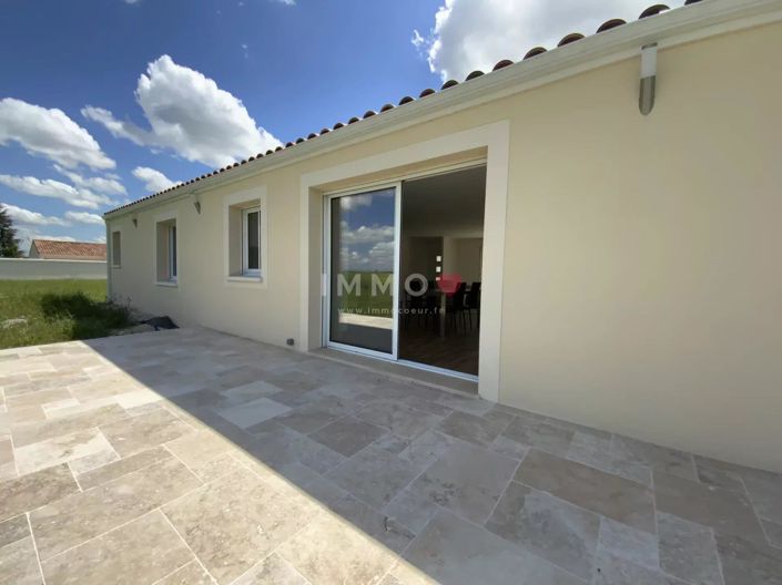 Image No.8-3 Bed House for sale