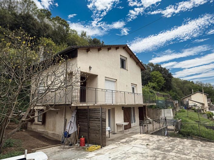 Image No.2-6 Bed House for sale