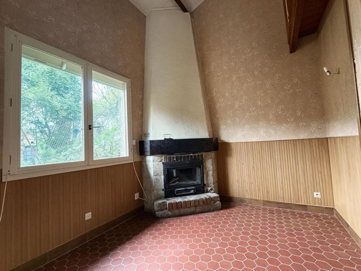 Image No.4-6 Bed House for sale