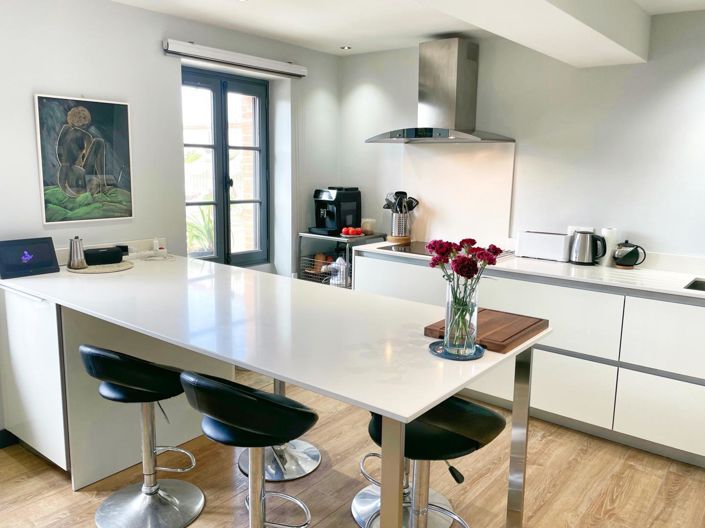 Image No.1-3 Bed House for sale