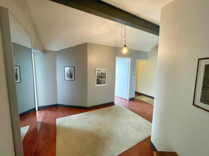 Image No.8-3 Bed House for sale