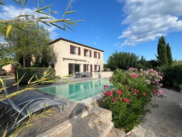 1 - Brue-Auriac, House