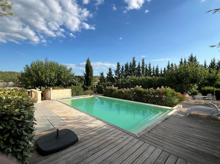 Image No.2-4 Bed House for sale