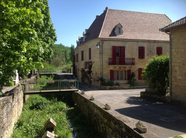 Image No.1-5 Bed House for sale
