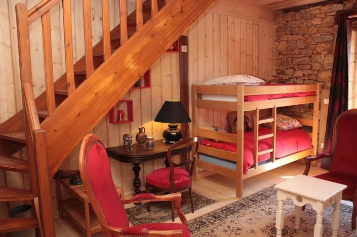 Image No.6-5 Bed House for sale