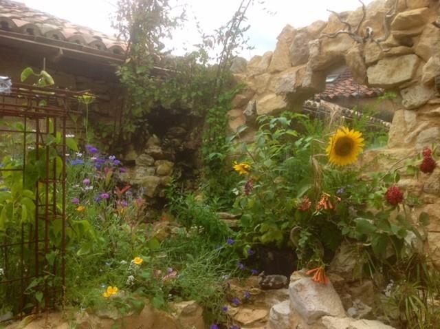 Image No.8-5 Bed House for sale