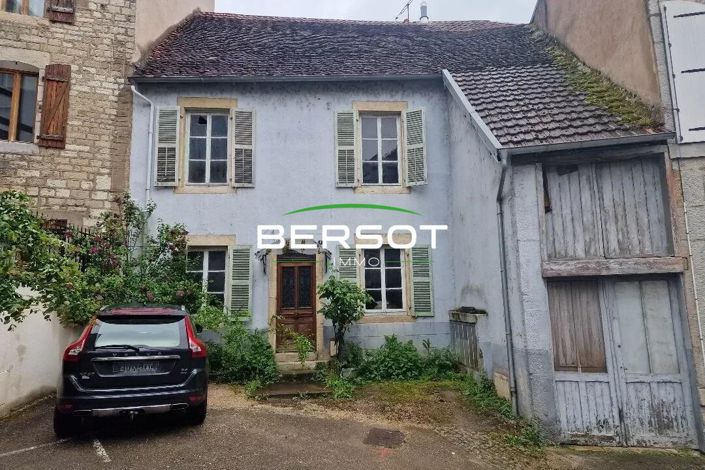 Image No.1-3 Bed Property for sale