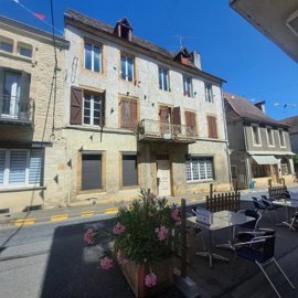 5 Bed House for sale