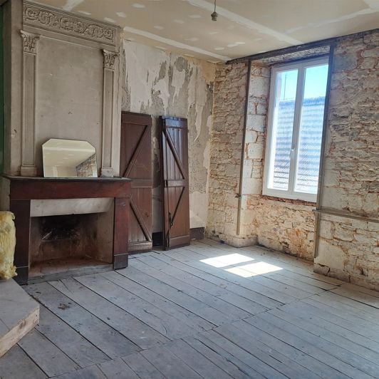 Image No.10-5 Bed House for sale