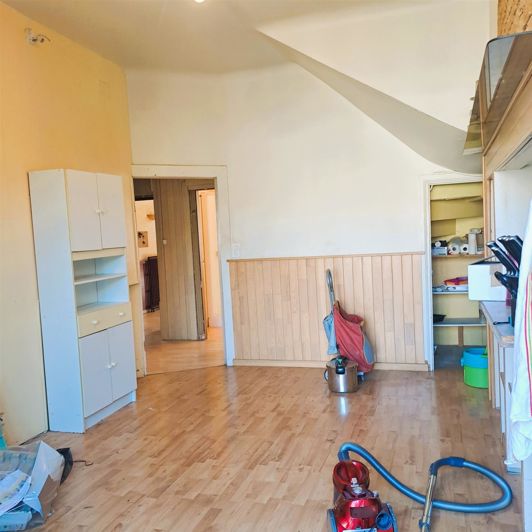 Image No.5-5 Bed House for sale