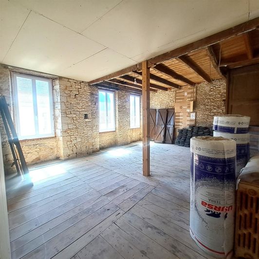 Image No.9-5 Bed House for sale