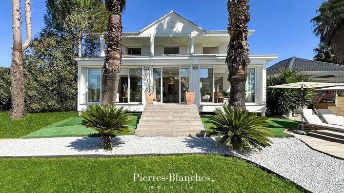 Image No.10-8 Bed House for sale