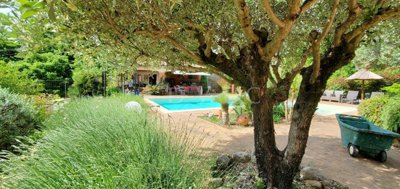 Maison de 12 chambres à vendre à Joyeuse