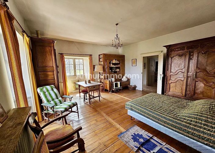 Image No.12-7 Bed House for sale