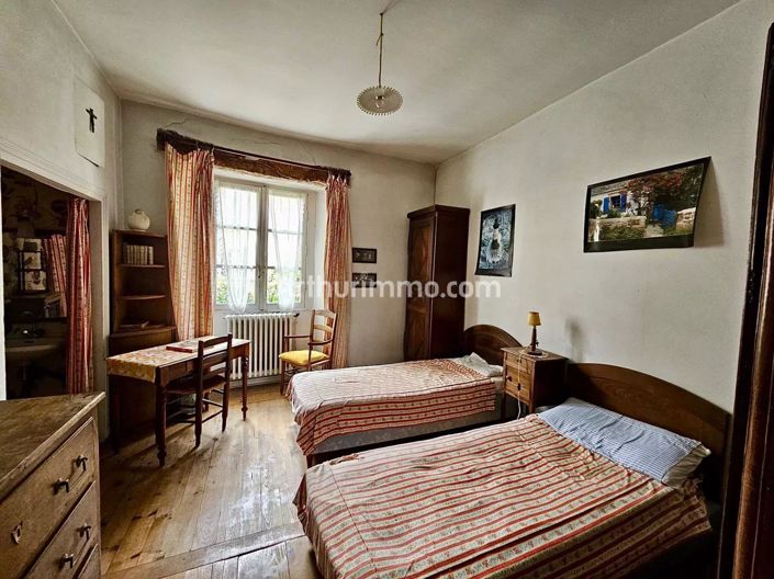 Image No.16-7 Bed House for sale