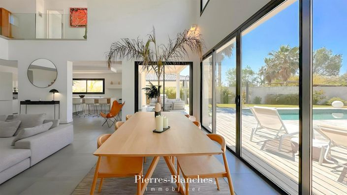 Image No.2-Maison de 4 chambres à vendre à Herault