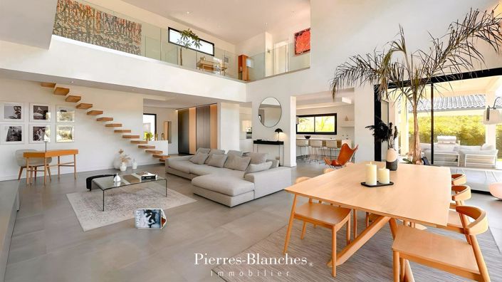 Image No.5-Maison de 4 chambres à vendre à Herault