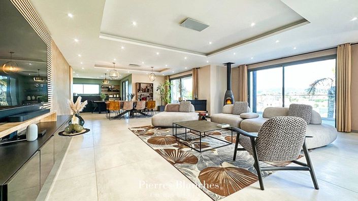 Image No.2-Maison de 4 chambres à vendre à Alès