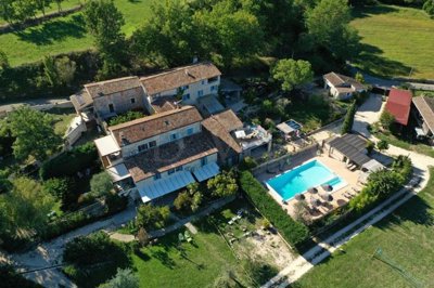 20 Bed Property for sale