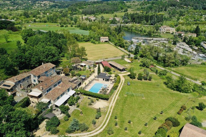 Image No.8-20 Bed Property for sale