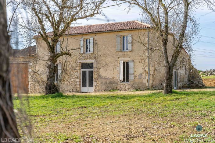 Image No.1-4 Bed House for sale