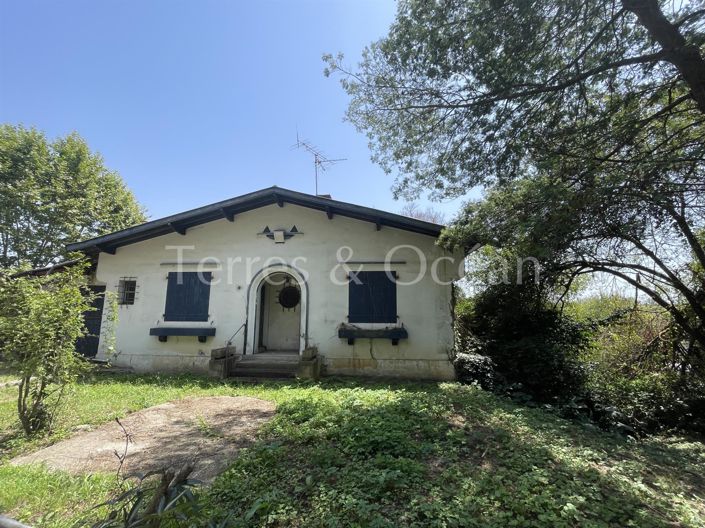 Image No.1-5 Bed House for sale
