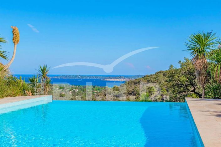 Image No.3-4 Bed House for sale