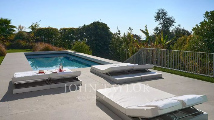 Image No.10-4 Bed House for sale