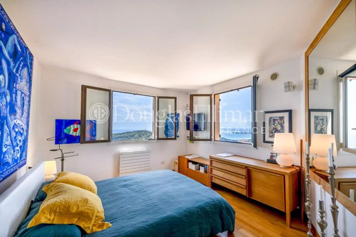 Image No.11-3 Bed Apartment for sale